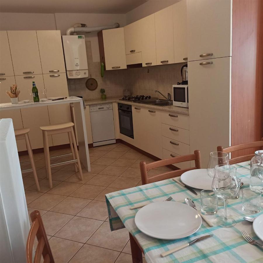 Juli Richi Apartment Croviana Luaran gambar